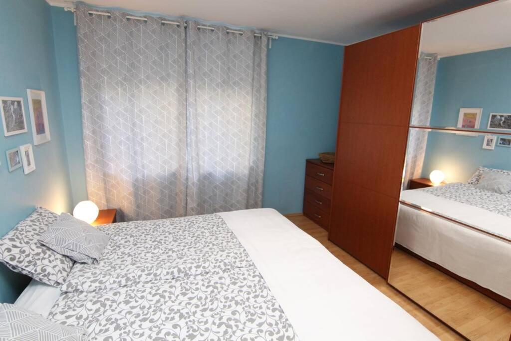 Fast Friend - Cozy Apartment In The Center With Private Garage Rijeka Exteriör bild