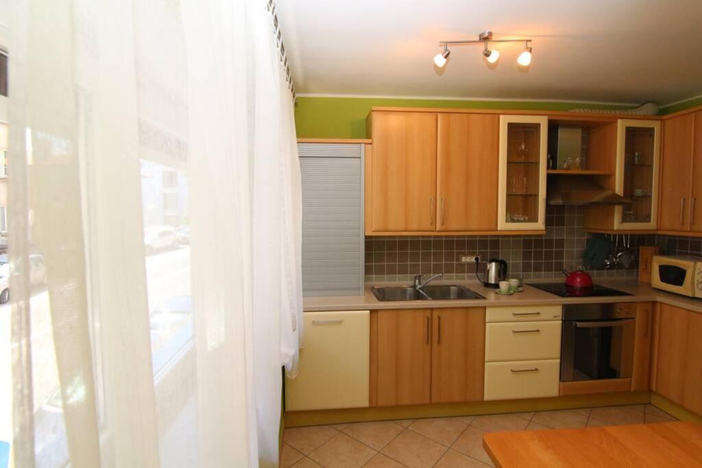 Fast Friend - Cozy Apartment In The Center With Private Garage Rijeka Exteriör bild